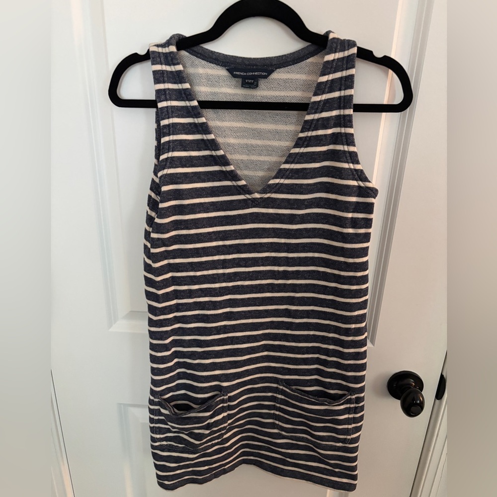 French Connection striped shirt dress. Sleeveless. Blue and white. Size 4